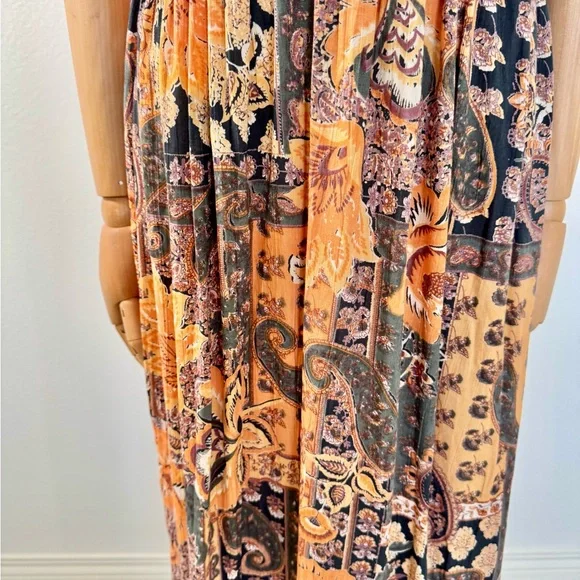 Bohemian Paisley Maxi Dress - Picture 6 of 8
